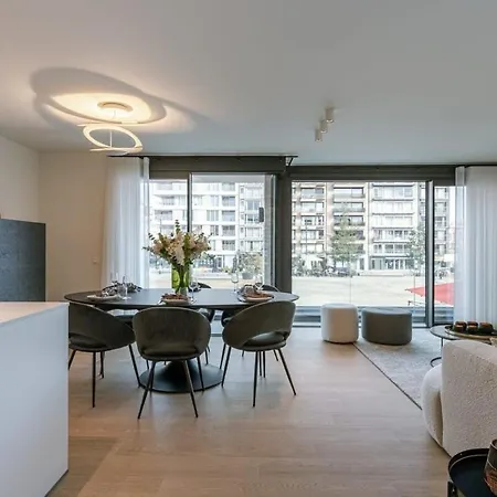 Huswell - Modern Located On The Square Of Apartment De Panne